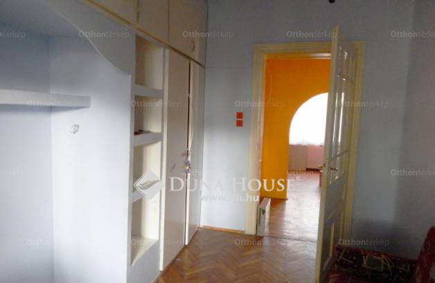 Debrecen 3 szobás ház eladó a Hétvezér utcában