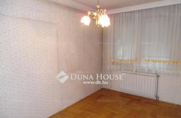 Budapesti családi ház eladó, Kelenföldön, Újházy utca, 4 szobás