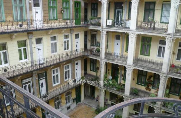 Eladó lakás, Budapest, Terézváros, Vörösmarty utca, 2 szobás