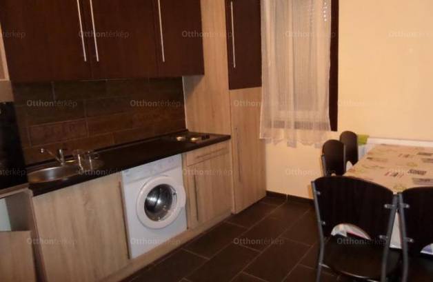 Eladó 1+1 szobás lakás Debrecen