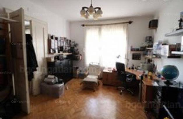 Eladó családi ház, Budapest, Felsőrákos, Keresztúri út, 7+2 szobás