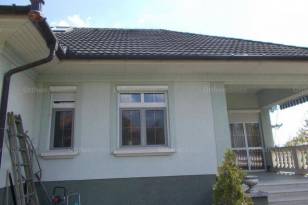 Balatonfüredi eladó családi ház, 3 szobás, 120 négyzetméteres