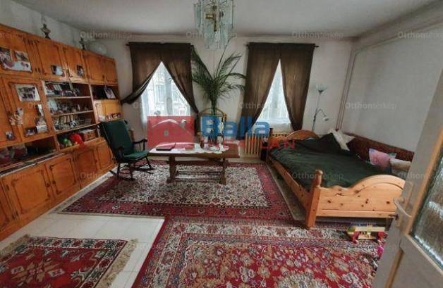 Budapesti családi ház eladó, Rákospalotán, Szentmihályi út, 8 szobás