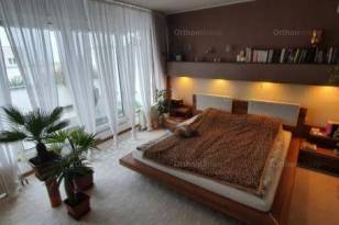 Pécs lakás eladó, 3 szobás