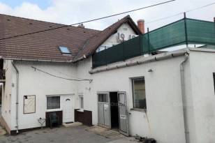 Veszprém 6 szobás családi ház eladó a Budapest úton 59-ben