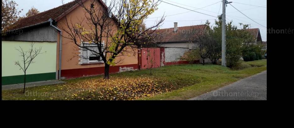 Kiskunmajsai családi ház eladó a József Attila utcában, 80 négyzetméteres