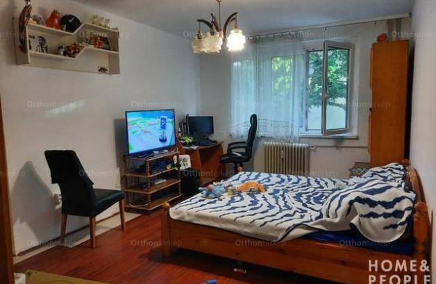 Eladó 2+1 szobás lakás Szeged