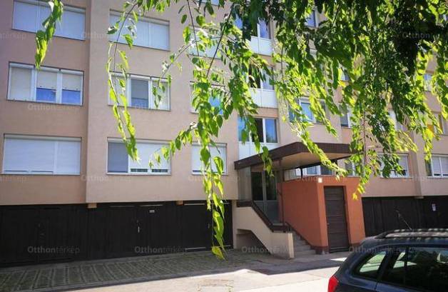 Lakás eladó Debrecen, 56 négyzetméteres
