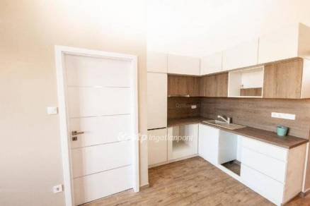 Budapesti lakás eladó, 50 négyzetméteres, 1+2 szobás
