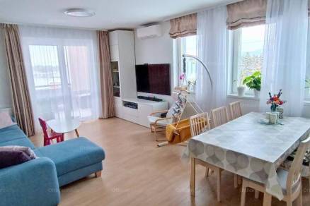 Új Építésű eladó lakás Veszprém, 1+3 szobás