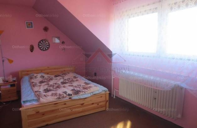 Eladó 4 szobás ikerház Győr