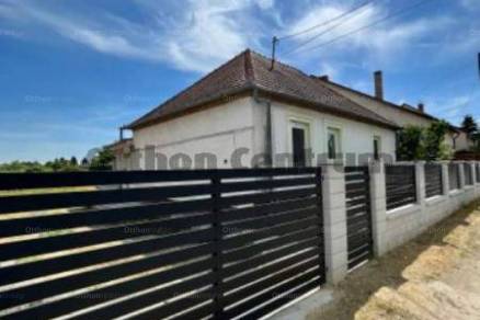 Győr családi ház eladó, 3 szobás