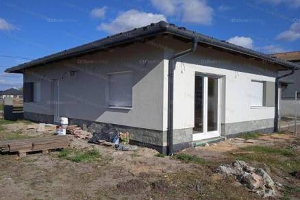 Székesfehérvár új építésű családi ház eladó, 2+1 szobás