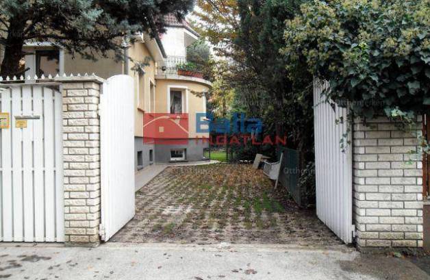 Budapest eladó családi ház, Óhegy, Bodza utca, 432 négyzetméteres