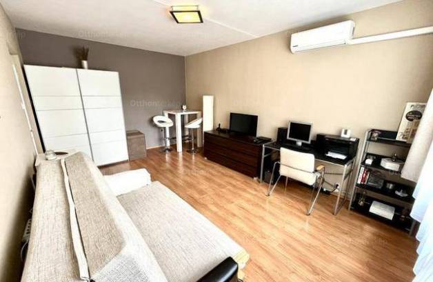 Debreceni eladó lakás, 2 szobás, 35 négyzetméteres