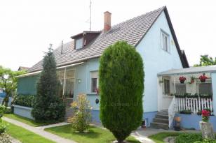 Kalocsa családi ház eladó, Erdei Ferenc utca, 3 szobás