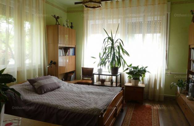 Kalocsa családi ház eladó, Erdei Ferenc utca, 3 szobás