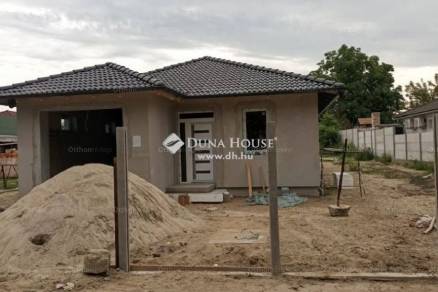 Eladó 5 szobás új építésű családi ház Szigetszentmiklós