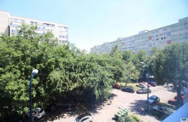 Eladó 2 szobás lakás Rákosfalván, Budapest, Ond vezér park