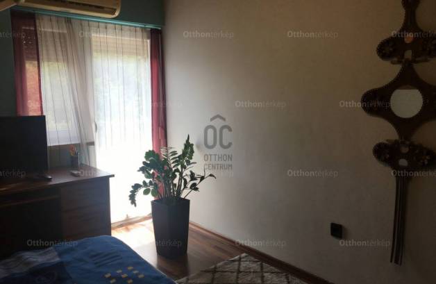 Eladó 5 szobás ikerház Debrecen
