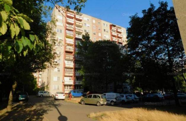 Debreceni lakás eladó, 55 négyzetméteres, 1+2 szobás