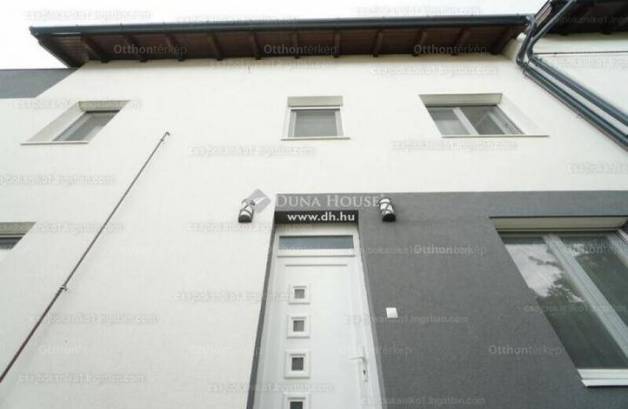 Budaörsi lakás eladó a Baross utcában, 150 négyzetméteres
