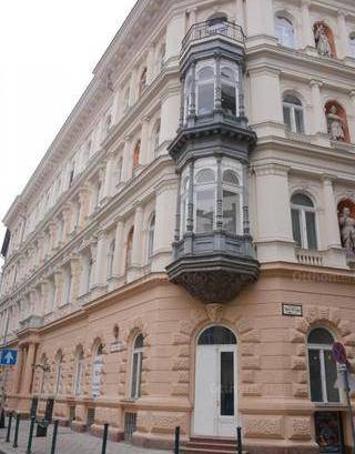 Budapesti lakás kiadó, Belvárosban, Veres Pálné utca, 3 szobás
