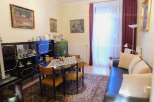 Eladó 2+2 szobás lakás Debrecen