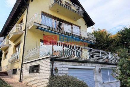 Budapest eladó családi ház Széchenyihegyen az Ágnes úton, 421 négyzetméteres