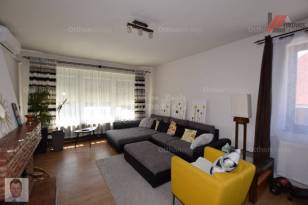 Debreceni eladó családi ház, 4 szobás, 150 négyzetméteres