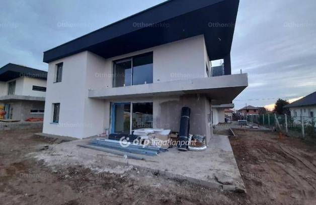 Új Építésű eladó családi ház, Budapest, Rákoscsabán, 182 négyzetméteres
