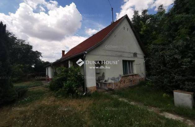 Perkátai családi ház eladó a Táncsics Mihály utcában, 78 négyzetméteres