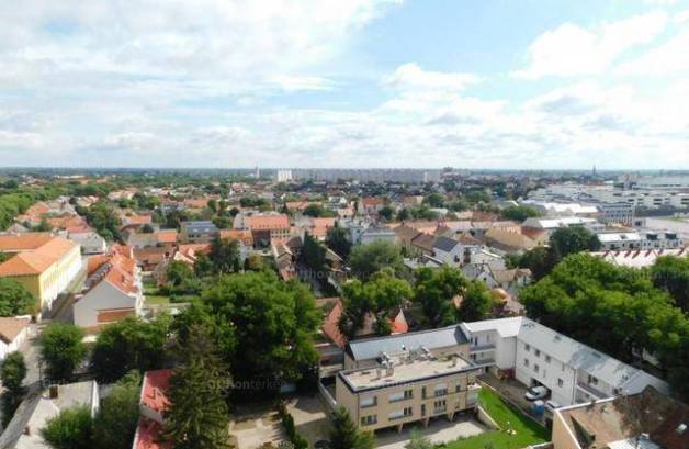 Eladó lakás Debrecen, 1+1 szobás