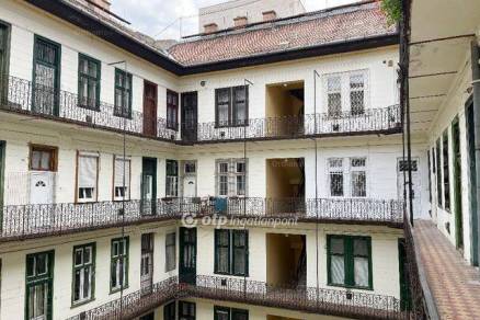 Eladó 2 szobás lakás Józsefvárosban, Budapest