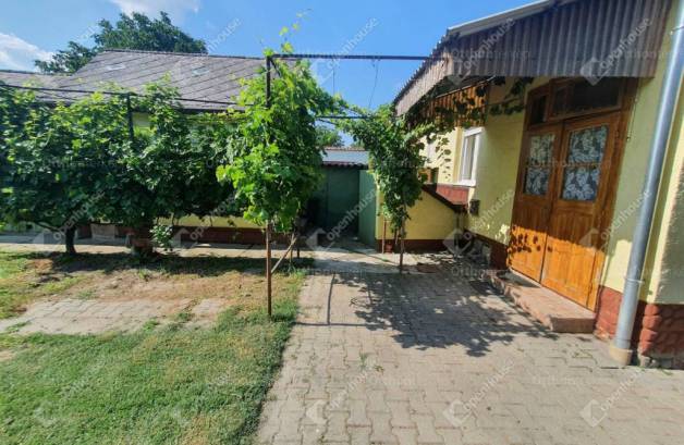 Letenyei eladó családi ház, 2 szobás, 70 négyzetméteres