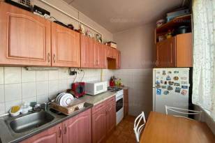 Eladó lakás Debrecen, 3+1 szobás