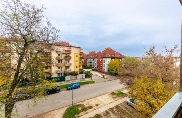 Eladó lakás, Budapest, Szent Imre-kertváros, Halomi út, 4 szobás