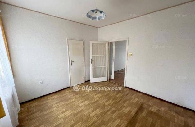 Dunaújváros 2 szobás lakás eladó