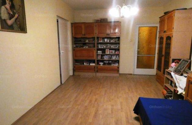 Szegedi lakás eladó, 72 négyzetméteres, 2+2 szobás