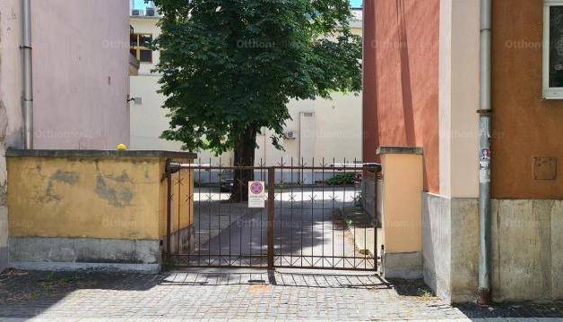 Kiadó lakás Miskolc a Kossuth Lajos utcában, 3+1 szobás