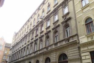 Eladó 4 szobás lakás, Terézvárosban, Budapest