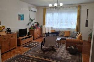 Csákvári eladó családi ház, 4 szobás, 105 négyzetméteres