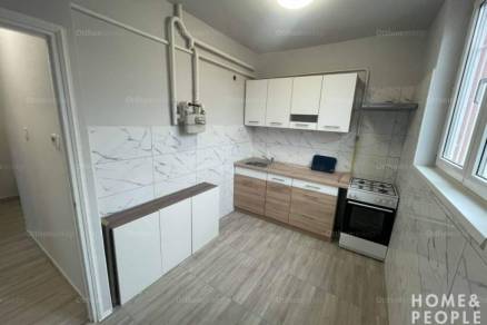 Szegedi lakás eladó, 53 négyzetméteres, 2 szobás