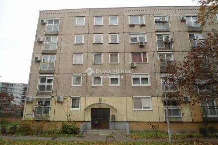 Budapesti lakás eladó, Csepel-Belvárosban, 3 szobás