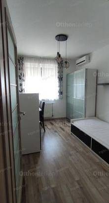 Szolnoki lakás kiadó, 150 négyzetméteres, 4+2 szobás