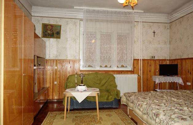 Kistarcsai családi ház eladó, 94 négyzetméteres, 3 szobás