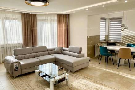 Budapesti új építésű családi ház kiadó, 220 négyzetméteres, 5 szobás