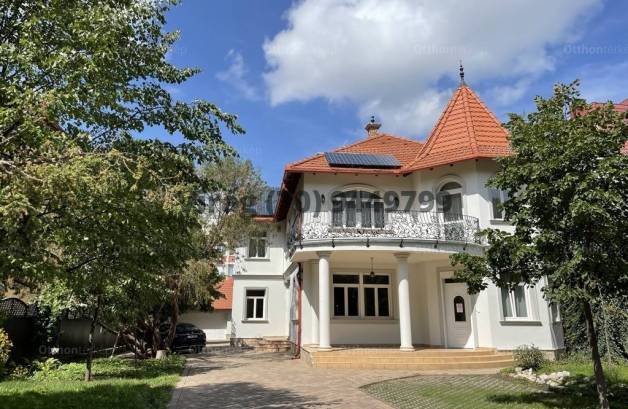 Családi ház eladó Debrecen, 600 négyzetméteres