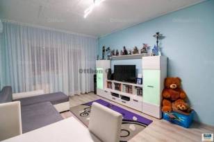 Eladó lakás Csepel-Belvárosban, 3 szobás