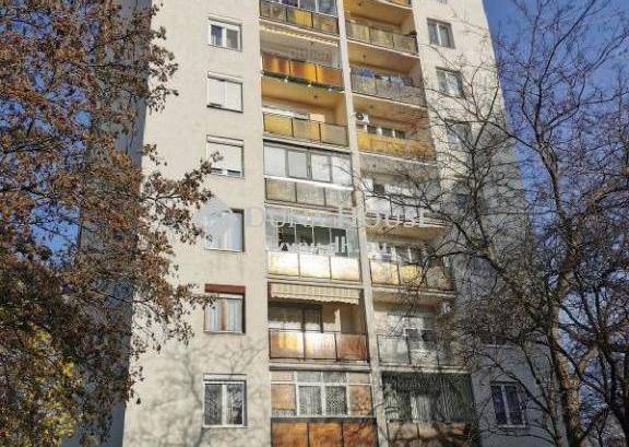 Eladó lakás József Attila-lakótelepen, IX. kerület Ifjúmunkás utca, 2 szobás